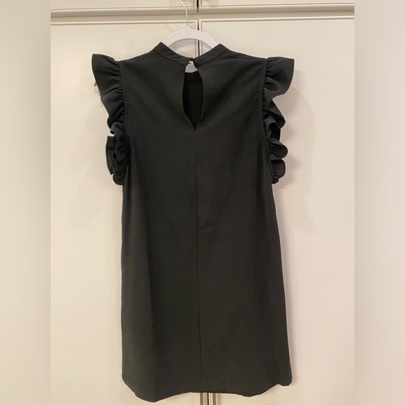 Black TCEC ruffle sleeve dress - Picture 2 of 3